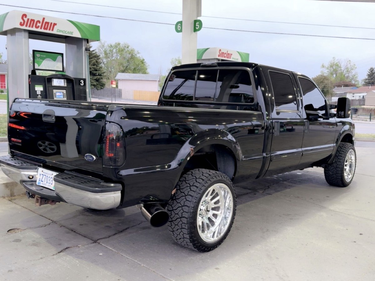 Black Ford Super Duty diesel pickup planned for future KingKits Powerstroke maintenance-kit coverage